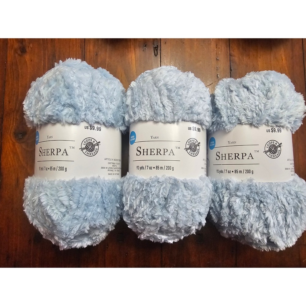 Loops & Threads‎ Sherpa Yarn Light Blue Super Bulky 3 Skeins Lot 7oz 93yds Each